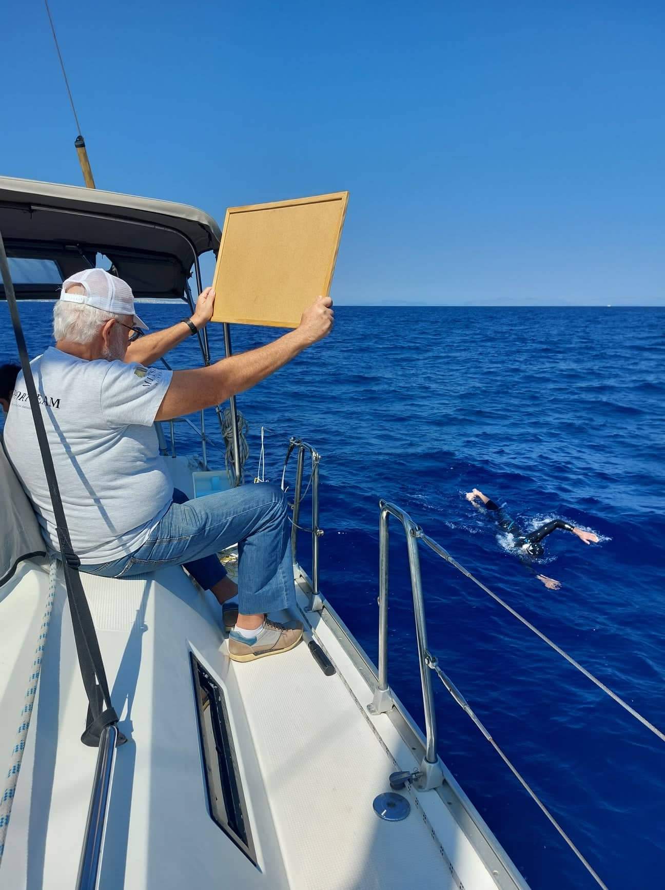 «Έφθασα στα όρια μου αλλά συνέχισα με την ψυχή μου» – Τι λέει στην «Κ» ο αθλητής που κολύμπησε από τη Ρόδο στο Καστελόριζο σε 64 ώρες-3