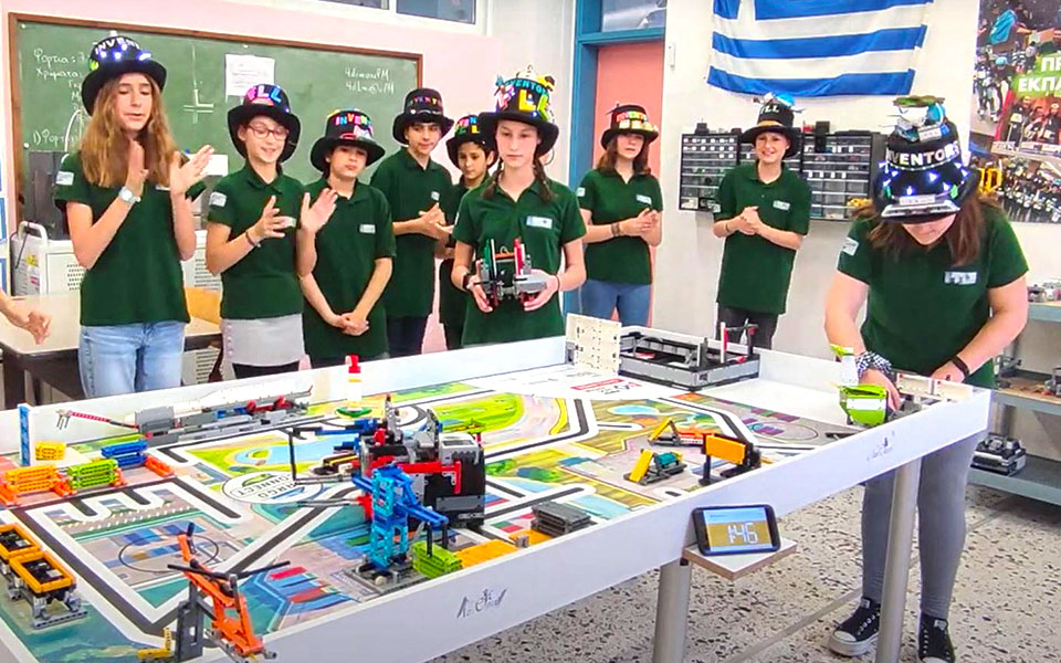 Οι παγκόσμιοι πρωταθλητές ρομποτικής σχεδιάζουν το μέλλον από τη… Βούλα-2