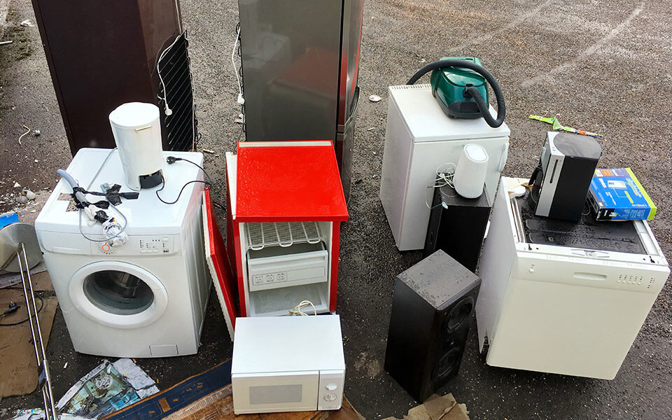 έρευνα-ανάλυση-πόσο-καταναλώνουν-οι-η-562058296