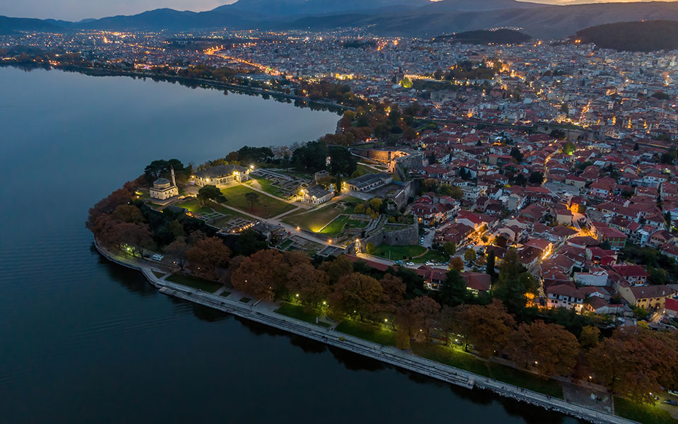 Οι τρεις κορυφαίοι χειμερινοί προορισμοί που έσπασαν ρεκόρ φέτος το καλοκαίρι-2