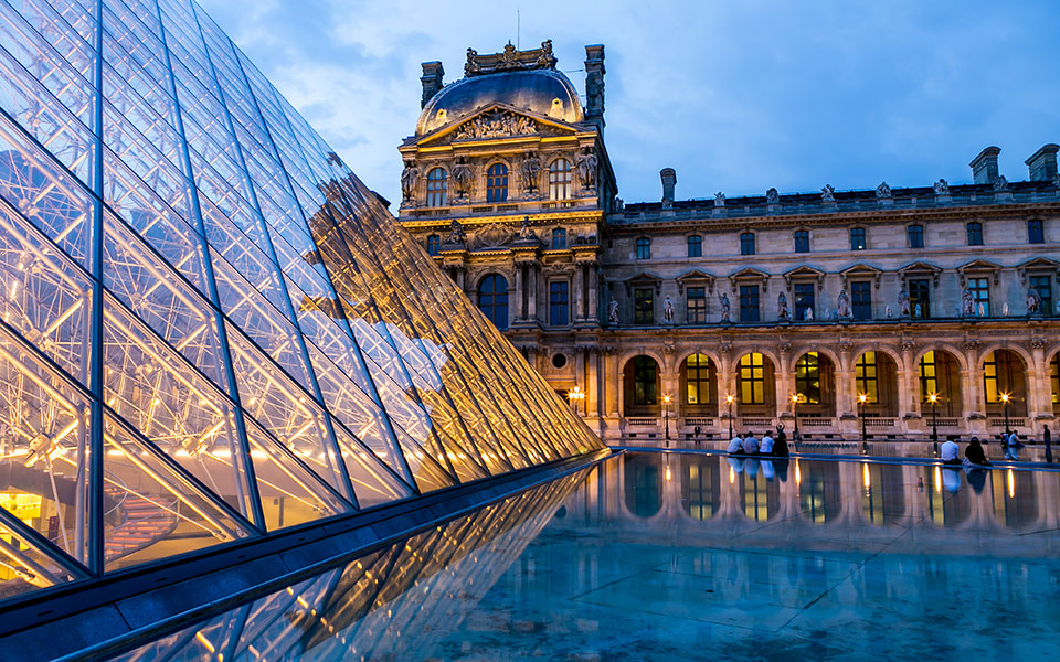 επιχείρηση-κλειστά-φώτα-σε-λούβρο-β-562049758