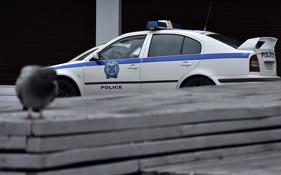 θεσσαλονίκη-νεαρός-έκλεψε-13-πινακίδες-562026748