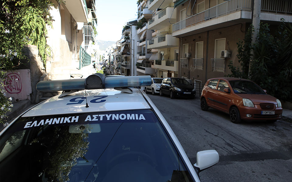 στη-δημοσιότητα-τα-στοιχεία-επτά-μελώ-562053184