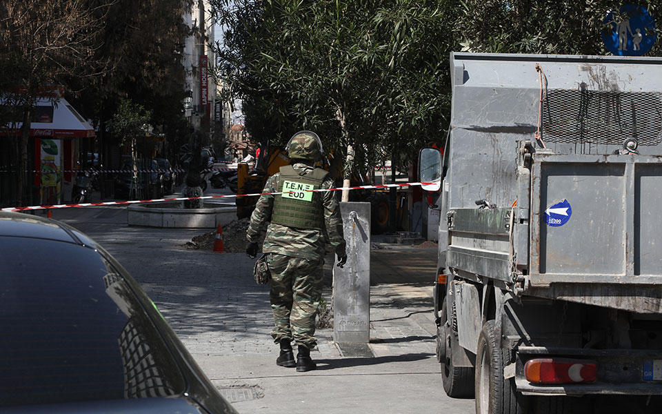 θεσσαλονίκη-έξι-οι-οβίδες-που-βρέθηκα-562066195