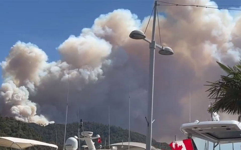 τουρκία-φωτιά-στη-μαρμαρίδα-δύο-νεκ-562055056