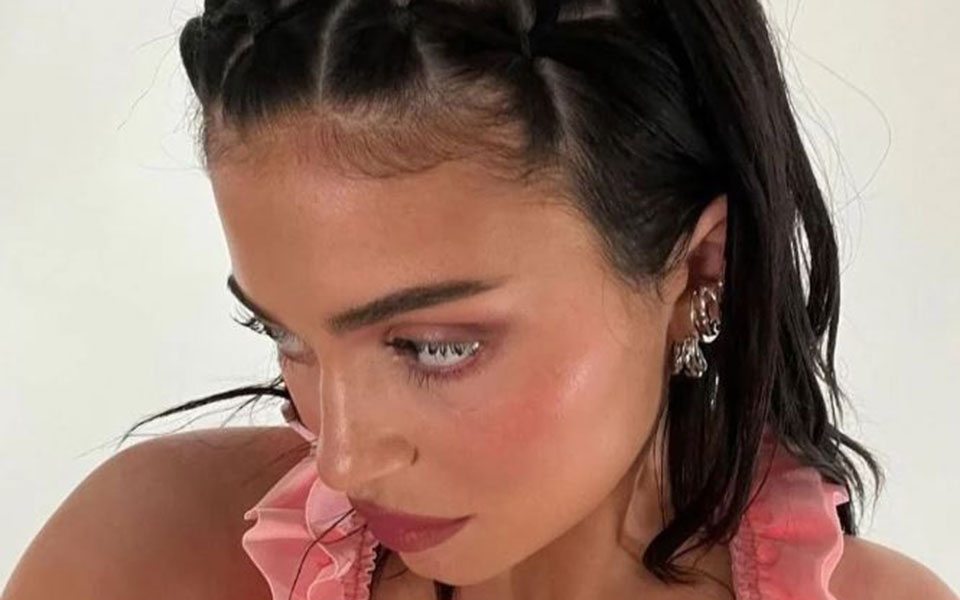 τα-πιο-6-πιο-δημοφιλή-hairstyle-που-βλέπουμε-τώρ-562040137