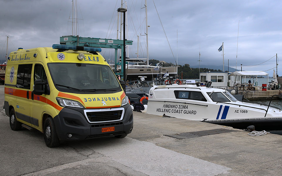 nεκρός-ανασύρθηκε-ένας-15χρονος-από-παρα-562032862