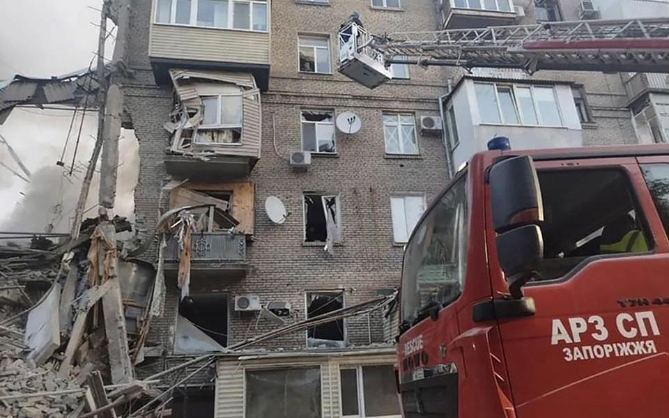 Ζαπορίζια: Τουλάχιστον τρεις νεκροί από ρωσική επίθεση με πυραύλους-1