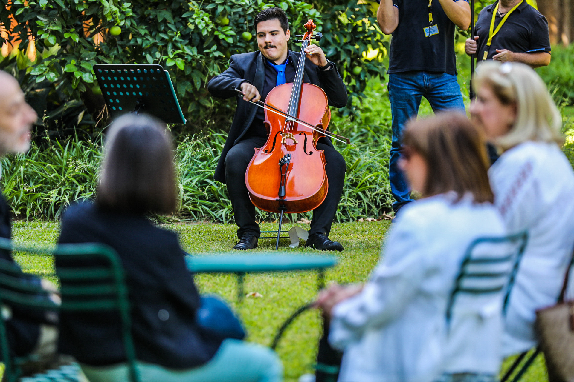 «Κυρία Πρόεδρε, να βγάλουμε σέλφι;» – Η ΠτΔ οικοδέσποινα στο Προεδρικό-3