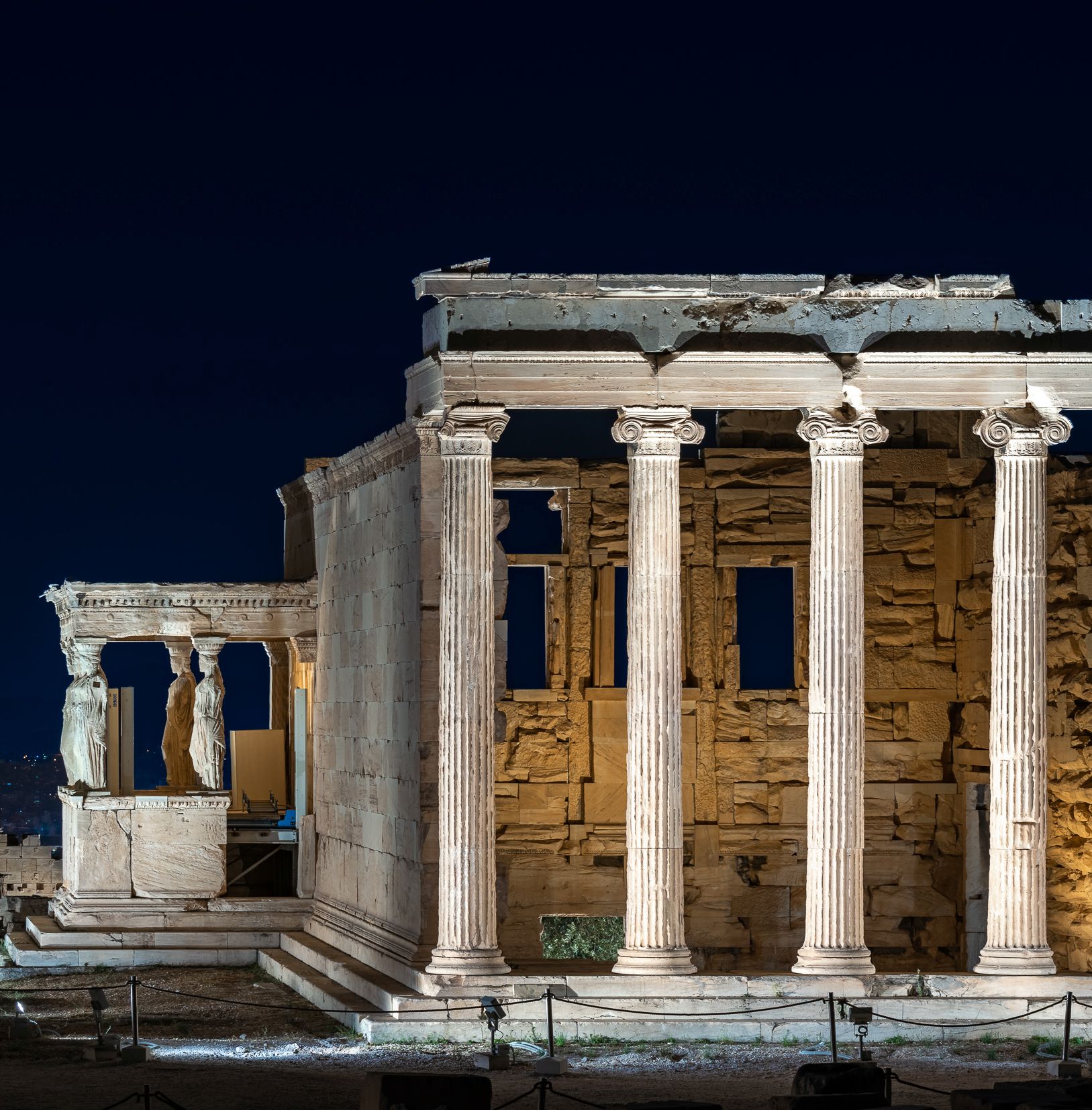 Θα σβήσουν τα φώτα στην Ακρόπολη;-1