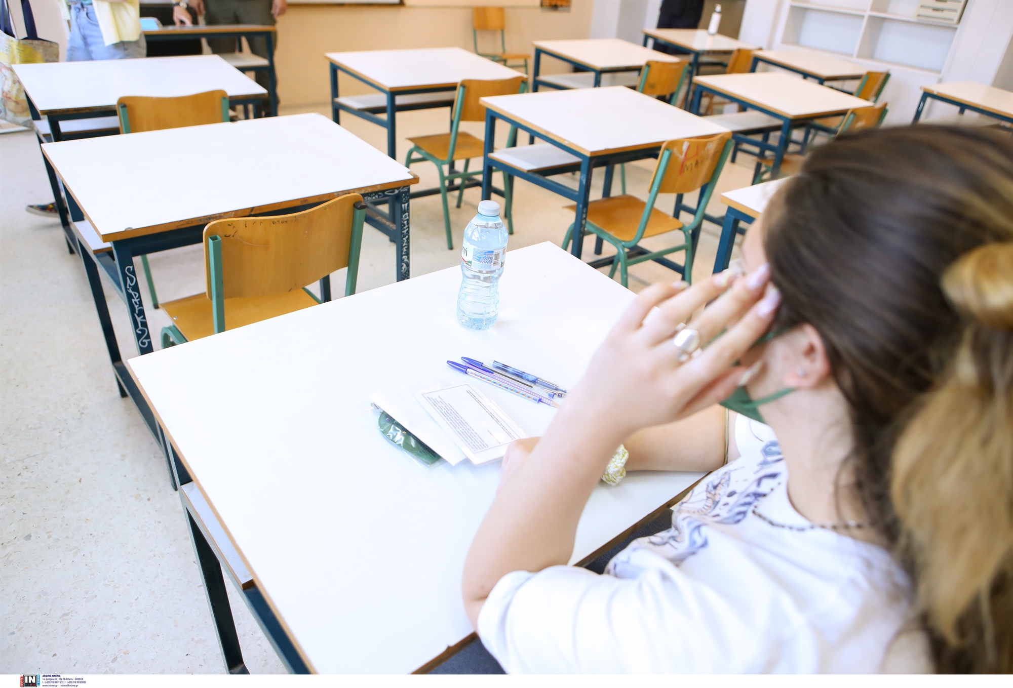 πανελλαδικές-εξετάσεις-ανεβαίνει-ο-π-562096309