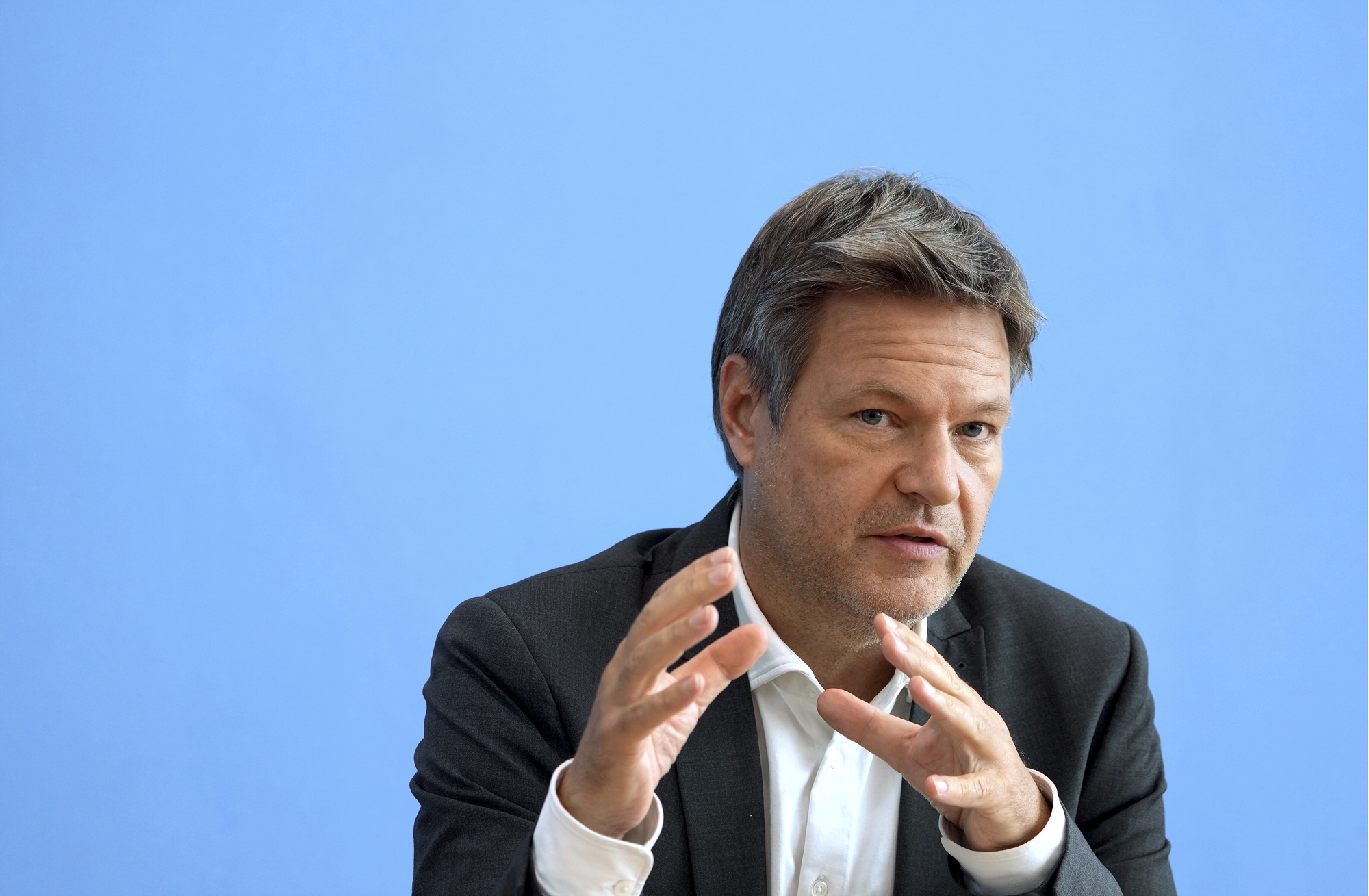 βαρυχειμωνιά-και-στη-γερμανική-οικ-562089511