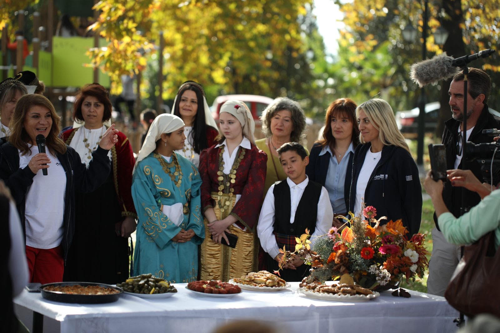 ευχαριστούμε-που-δεν-μας-ξεχνάτε-η-axion-h-562107199