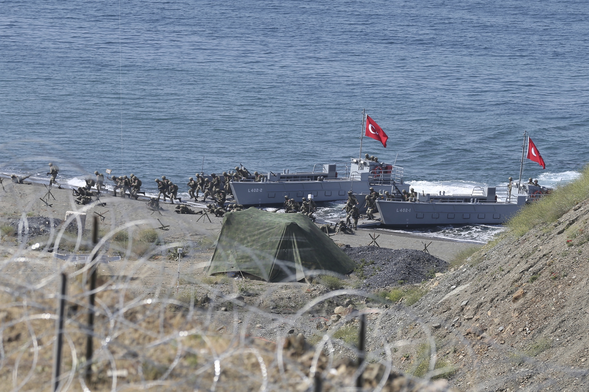 η-τουρκική-στρατιωτική-απειλή-σε-αιγα-562078318