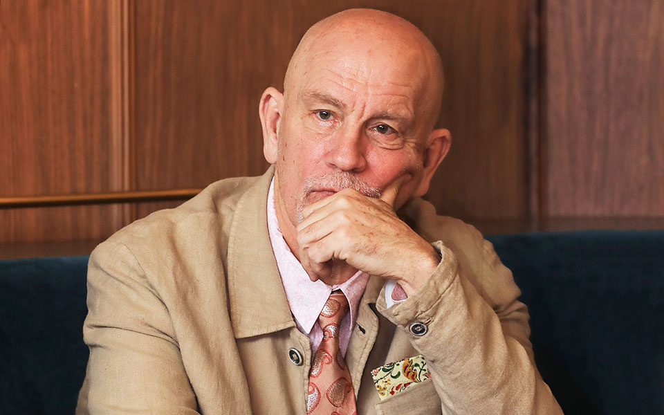 ο-τζον-μάλκοβιτς-στην-αθήνα-δεν-εξαρτώ-562077109