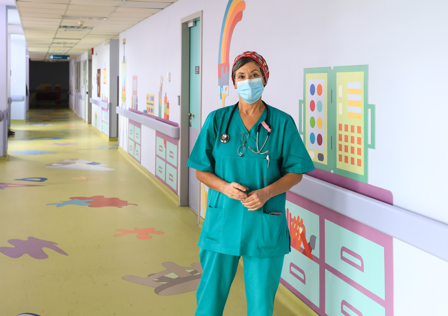 «Σκέψου να έχεις ασθενή ένα νεογνό, μια χουφτίτσα» – Βάρδιες στα χειρουργεία του «Παίδων»-1