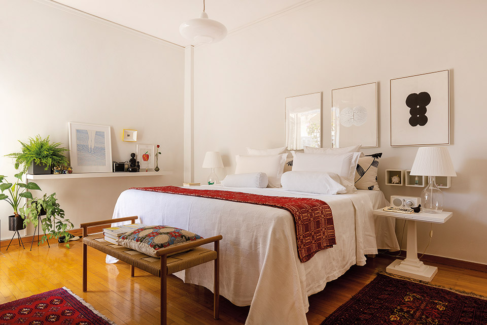 My space: Πολλά στιλ & απόλυτη τάξη σε ένα διαμέρισμα στη Νεάπολη-3