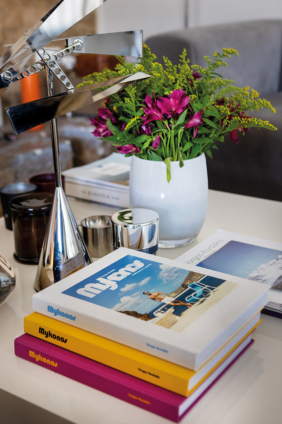 My space: Στο χαρούμενο και φωτεινό σπίτι του Γιώργου Κορδάκη-4