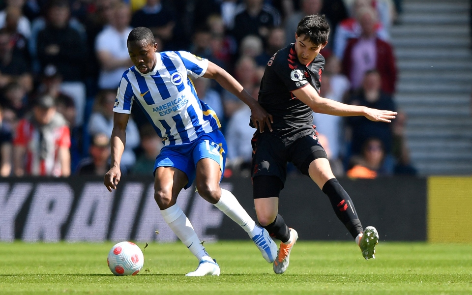 παίκτης-της-μπράιτον-σταματά-το-ποδόσ-562084813