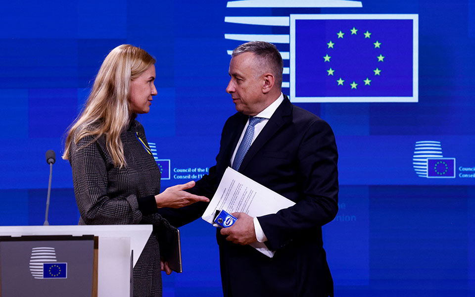 ε-ε-έκτακτο-συμβούλιο-υπ-ενέργειας-στ-562108669