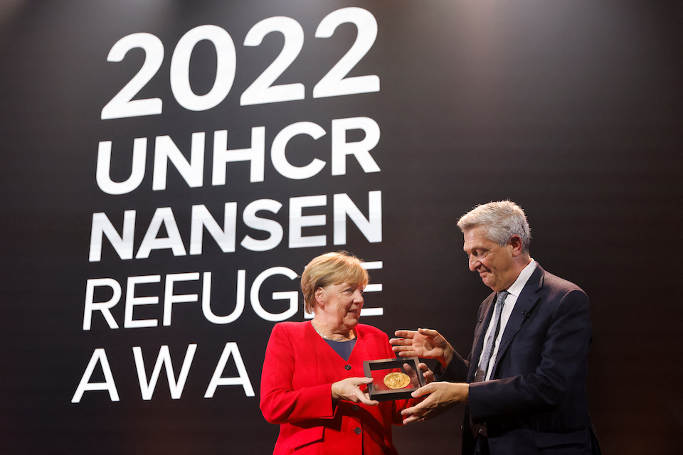 μέρκελ-τιμήθηκε-από-τον-οηε-για-την-πολ-562086451