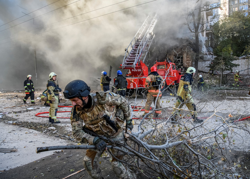 ουκρανία-η-αμερικανική-πρεσβεία-στο-κ-562095535