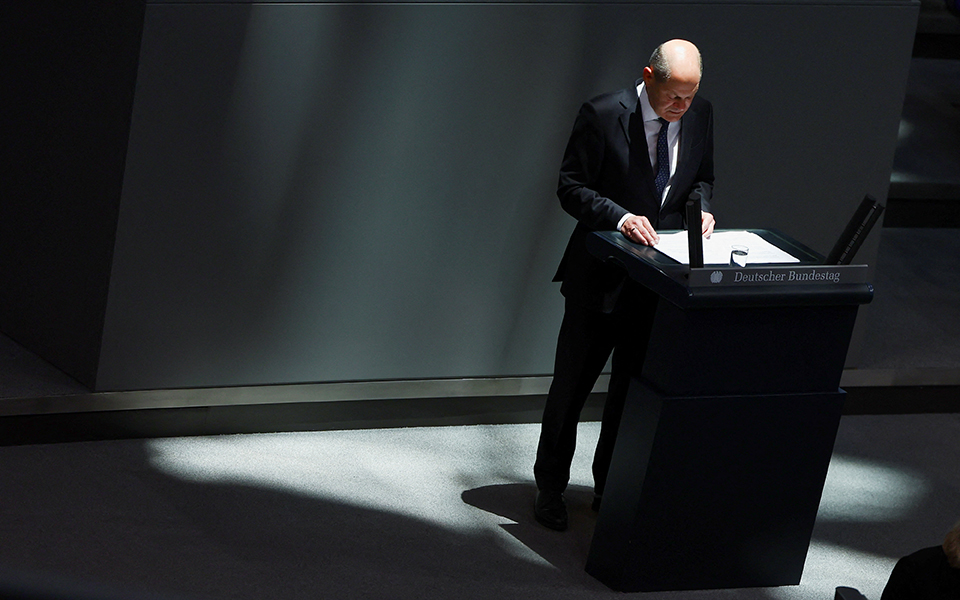 σολτς-καθήκον-της-γενιάς-μας-ένα-σχέδ-562100677