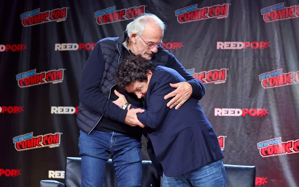 συγκινεί-ο-ηθοποιός-μάικλ-τζέι-φοξ-562085098