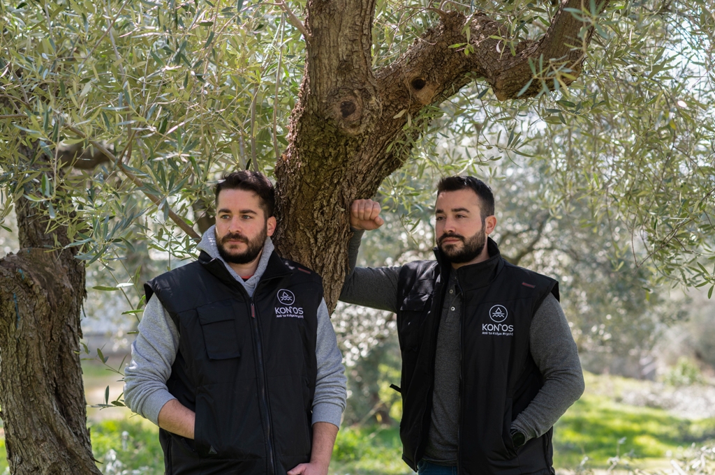 Οι ακρίτες και το ξύπνημα του νυσταλέου λιμανιού-4