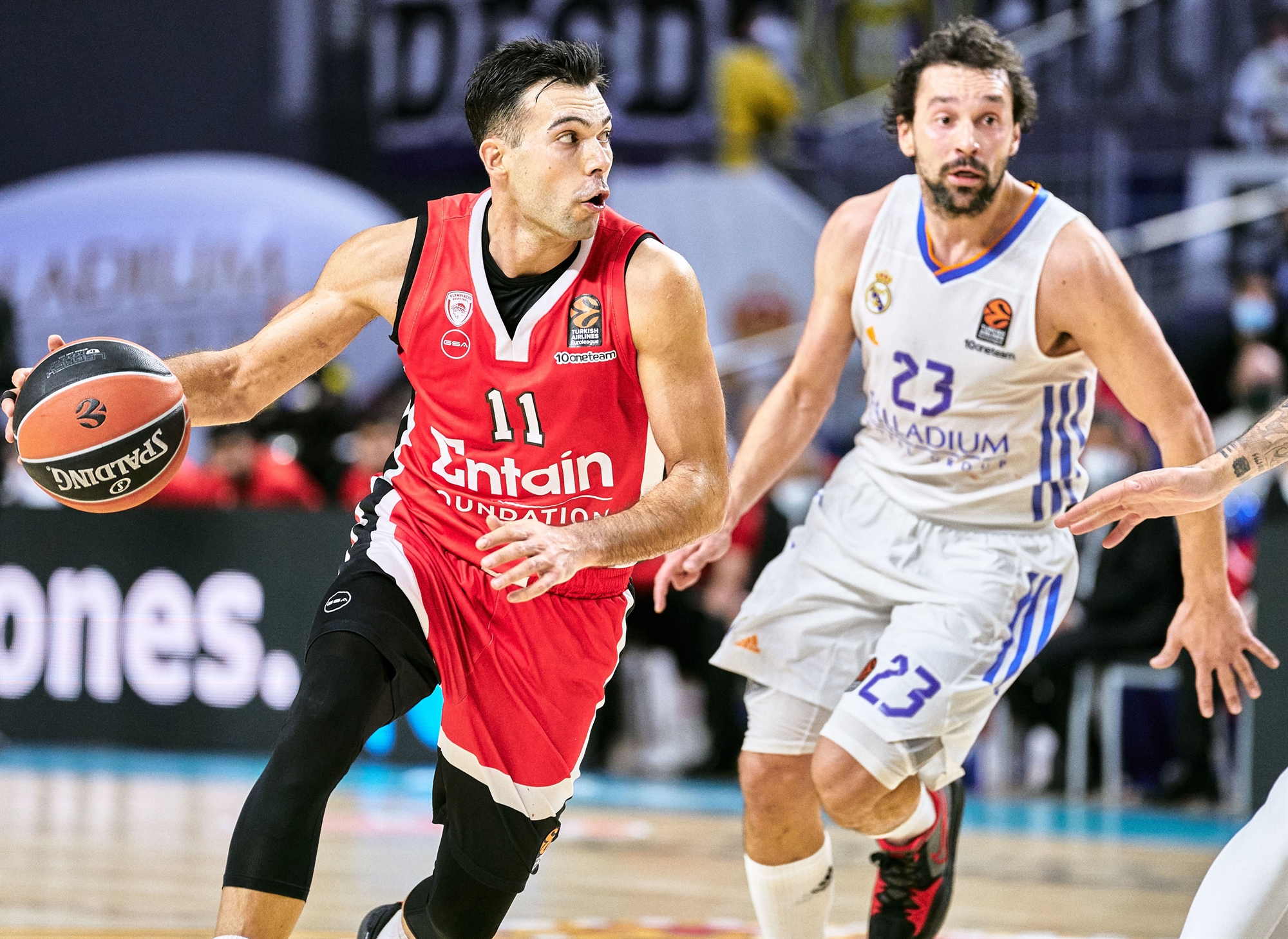 ευρωλίγκα-τζάμπολ-με-δόντια-για-του-562098418