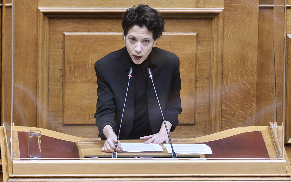 μέρα25-ανεξαρτητοποιήθηκε-η-φωτεινή-μπ-562106296