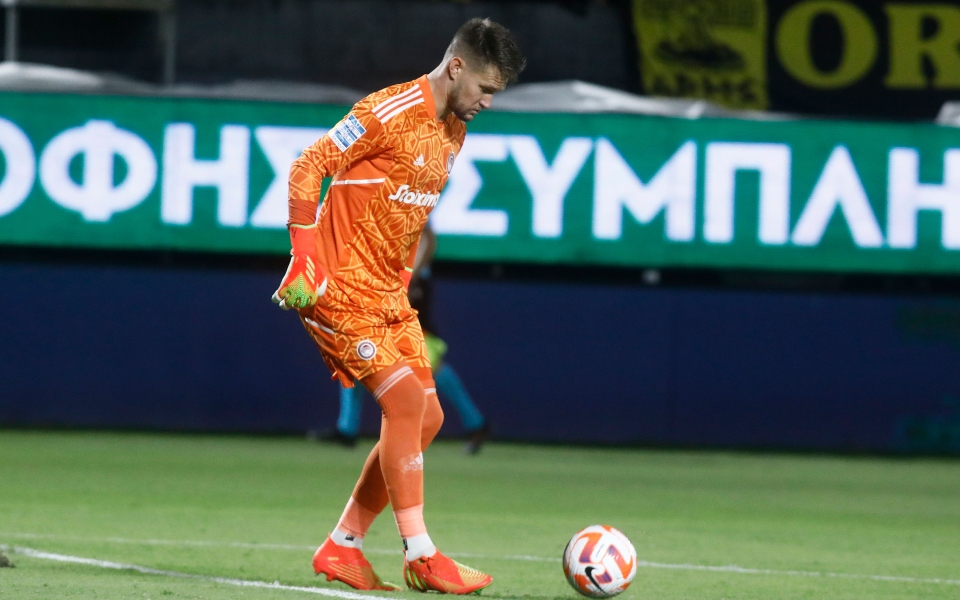 ολυμπιακός-χειρουργήθηκε-ο-βατσλίκ-562077406