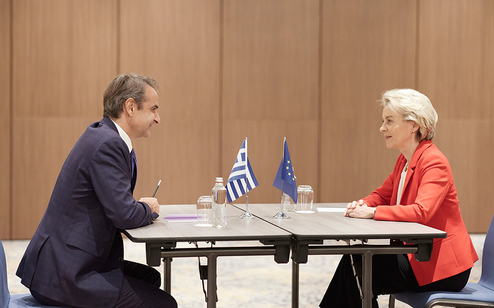 μητσοτάκης-στο-bloomberg-ώρα-για-πλαφόν-στο-φυ-562073614