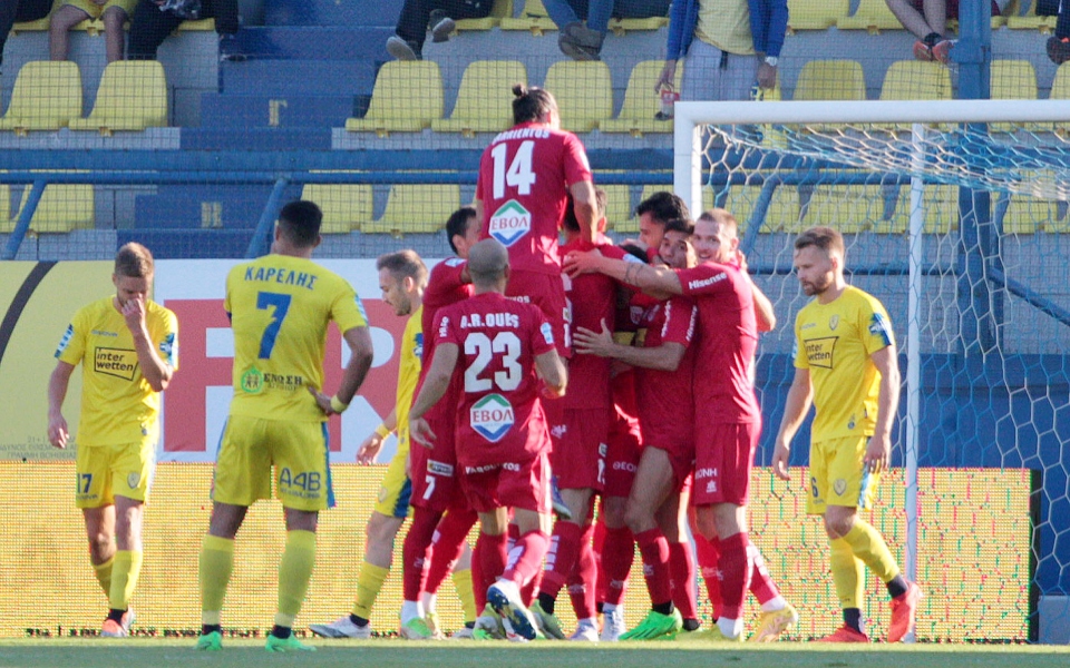 superleague-παναιτωλικός-βόλος-2-3-νίκη-με-ανατρ-562083829