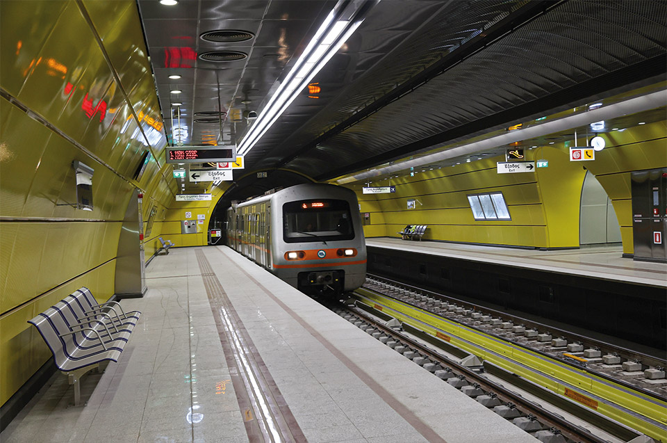 Επόμενη στάση: Μανιάτικα-8