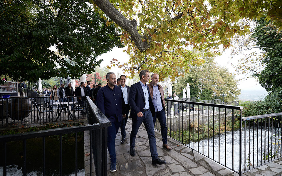 Μητσοτάκης: Εχουμε οδηγήσει το σκάφος της πατρίδας με ασφάλεια σε πολύ φουρτουνιασμένα νερά-1