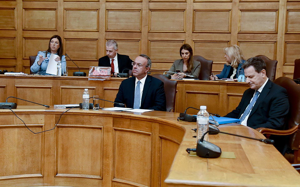 η-μάχη-του-προϋπολογισμού-562096834