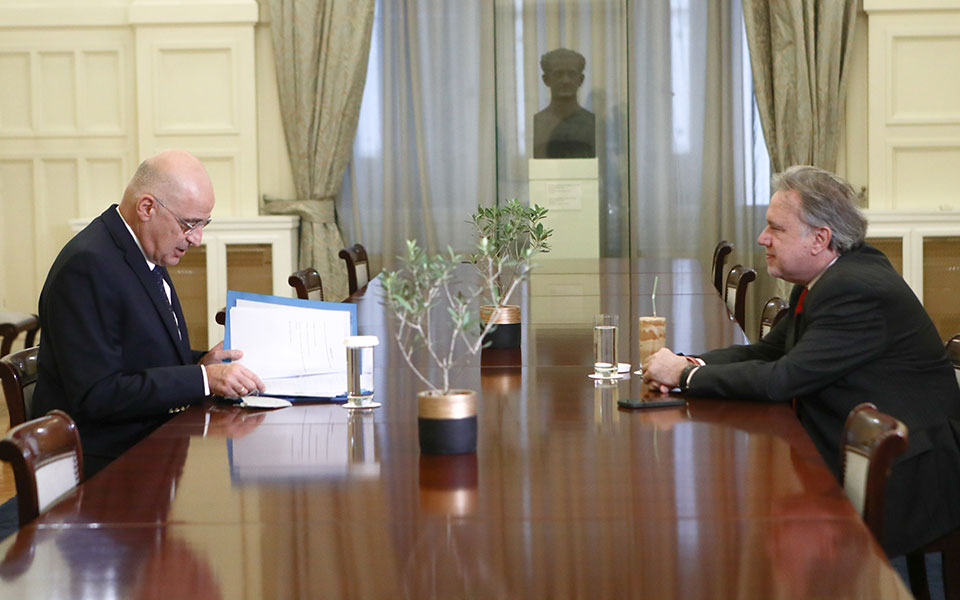 δένδιας-καμία-αμφισβήτηση-των-συμφε-562098739