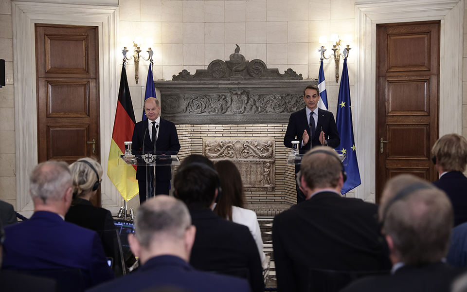 ερντογάν-προς-σολτς-η-γερμανία-να-επισ-562111672