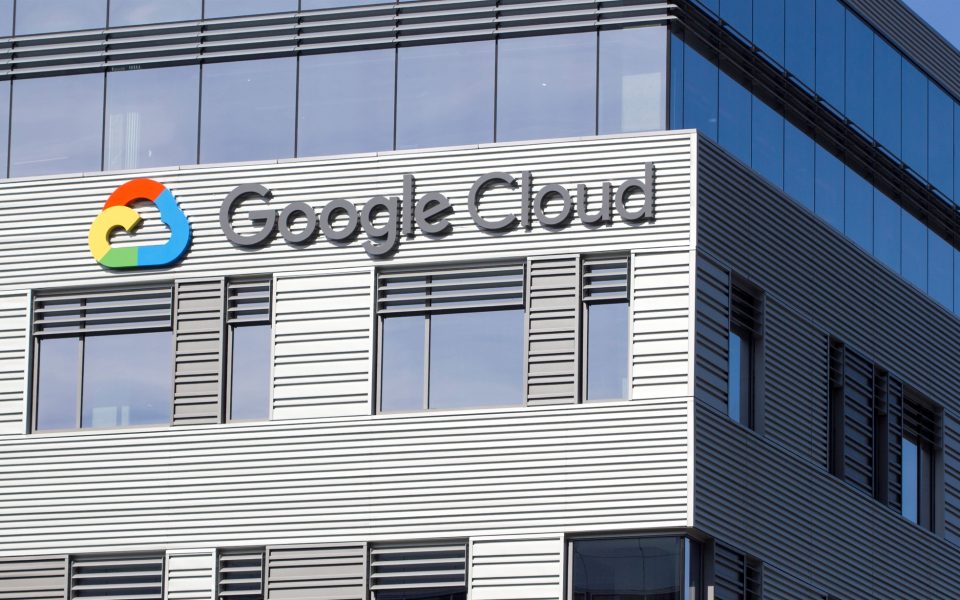 η-επανάσταση-του-ψηφιακού-σύννεφου-562094593