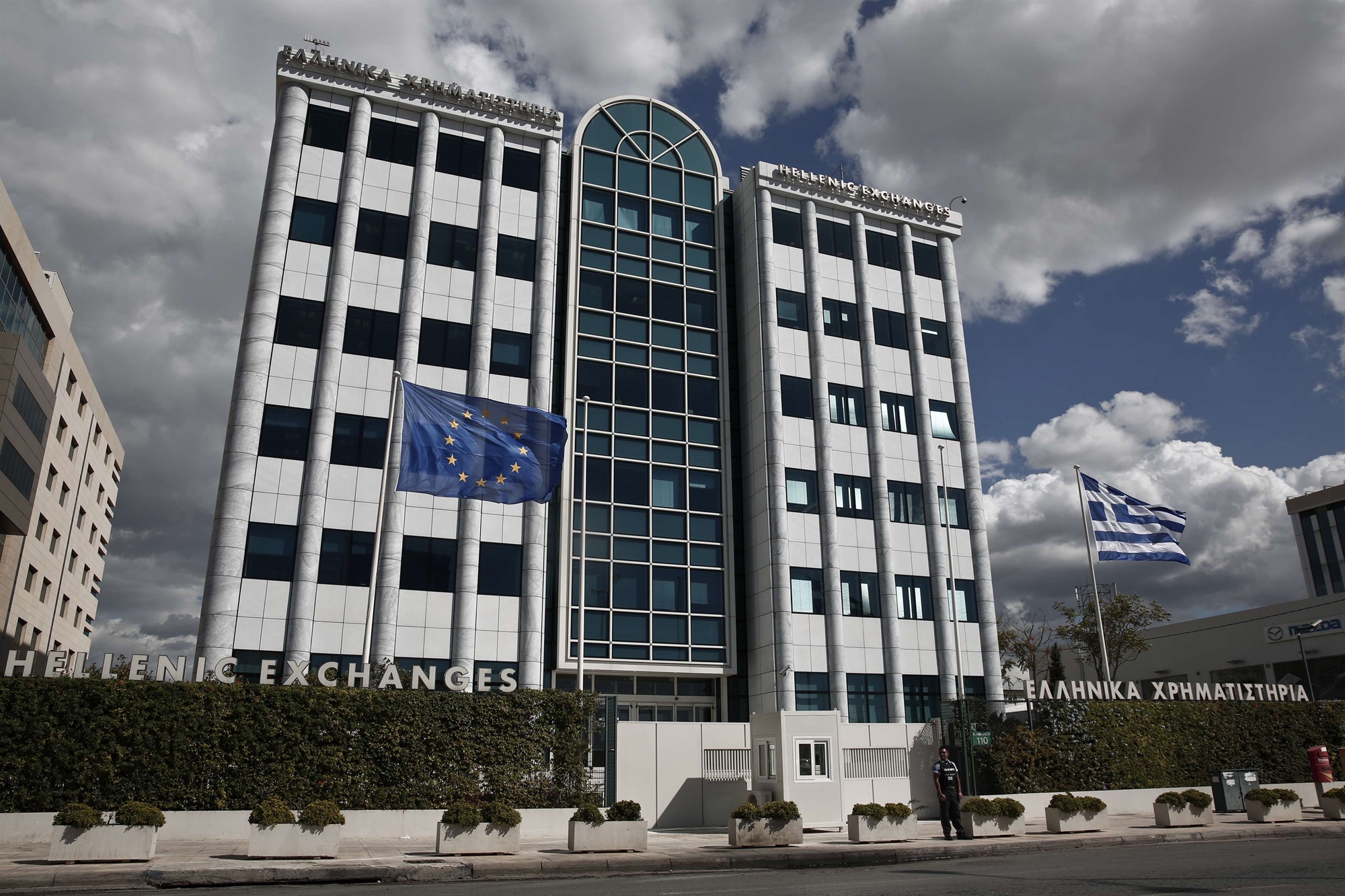 νέα-άνοδος-στο-χ-α-ξεπέρασε-τις-850-μονάδε-562098637