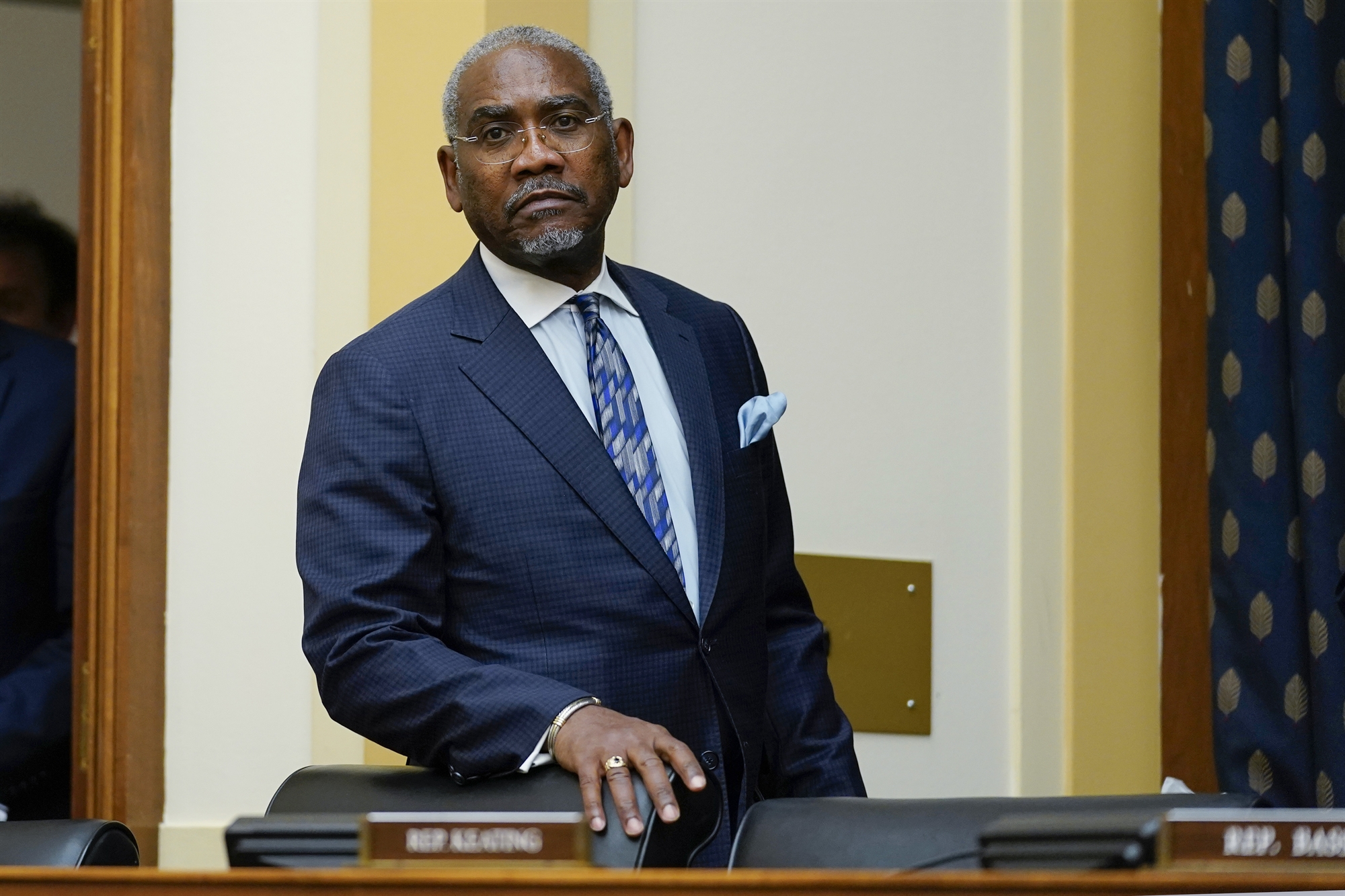 γκρέγκορι-μικς-στην-κ-η-σχέση-μας-με-562113775