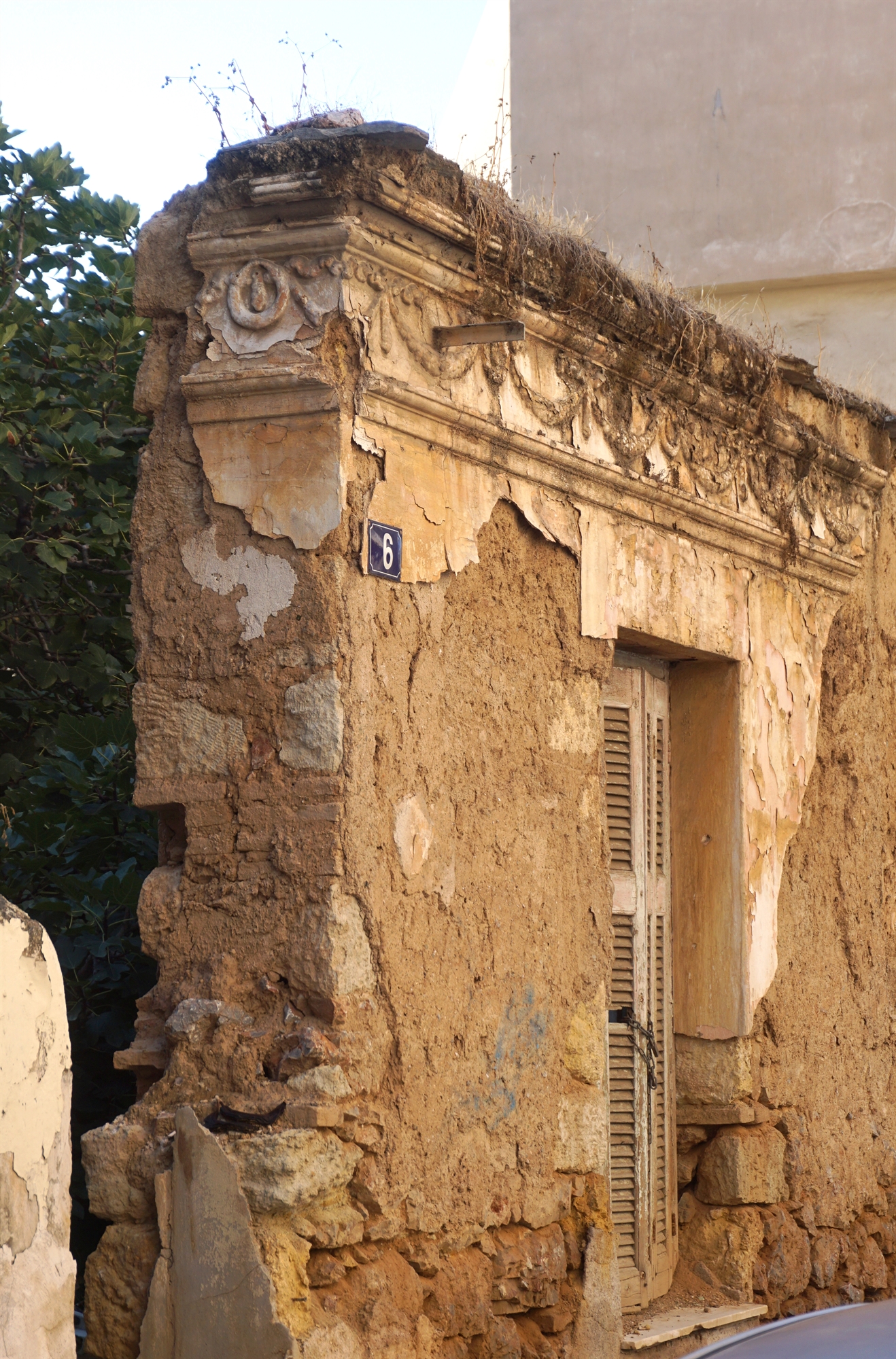 σπαράγματα-και-ξέφτια-στην-παλιά-καλλ-562072081