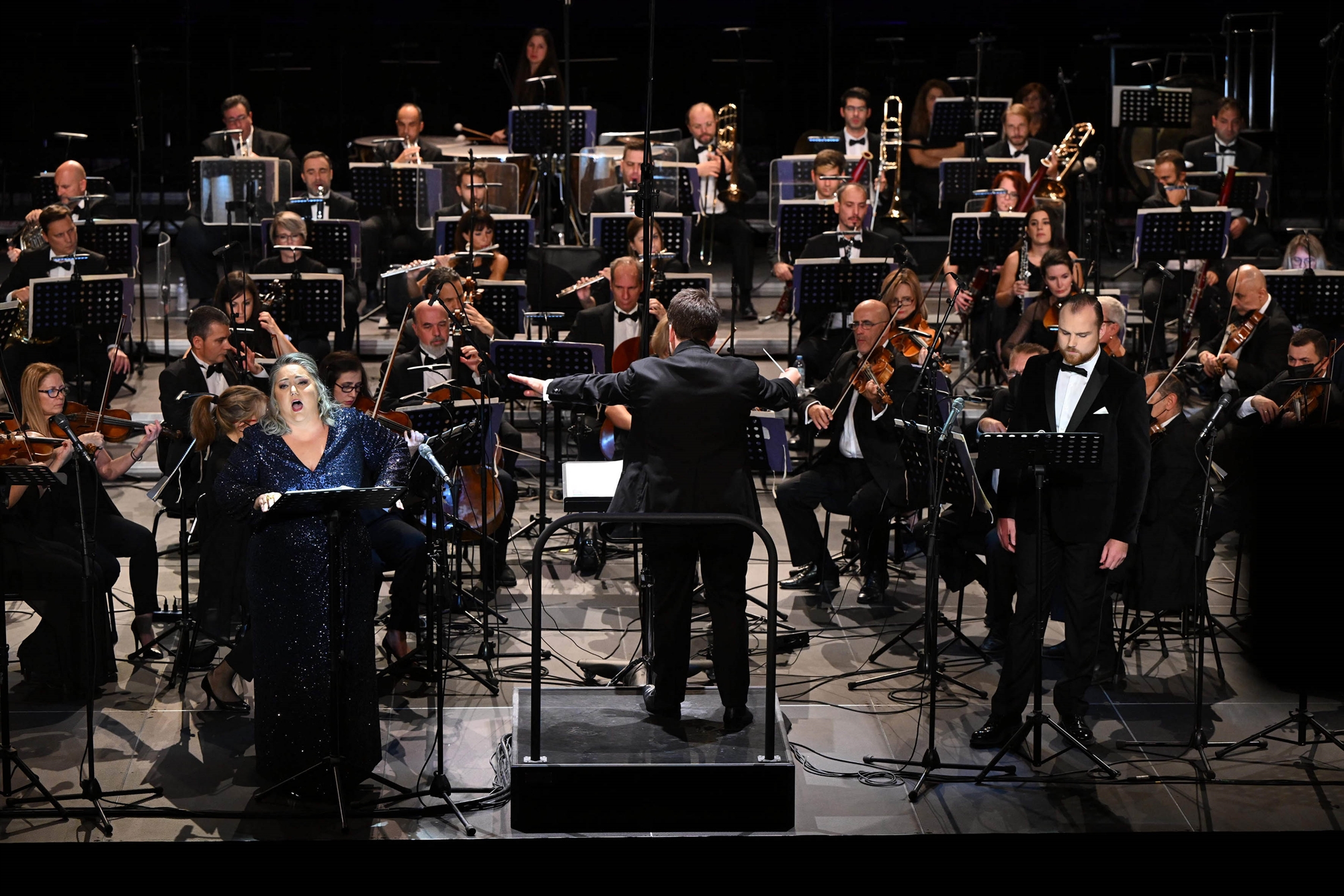 επιτυχημένη-αναβίωση-της-αδελφής-βε-562104853