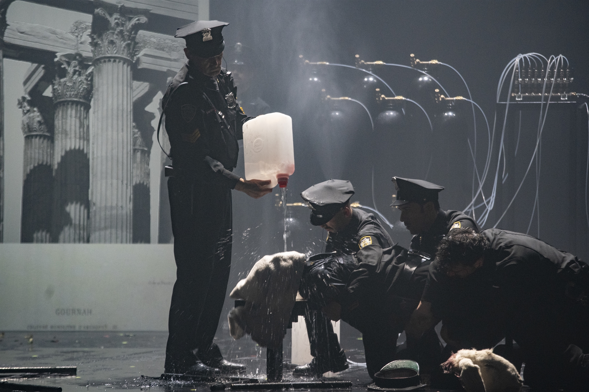 bros-μόνο-για-διαβασμένους-562080277