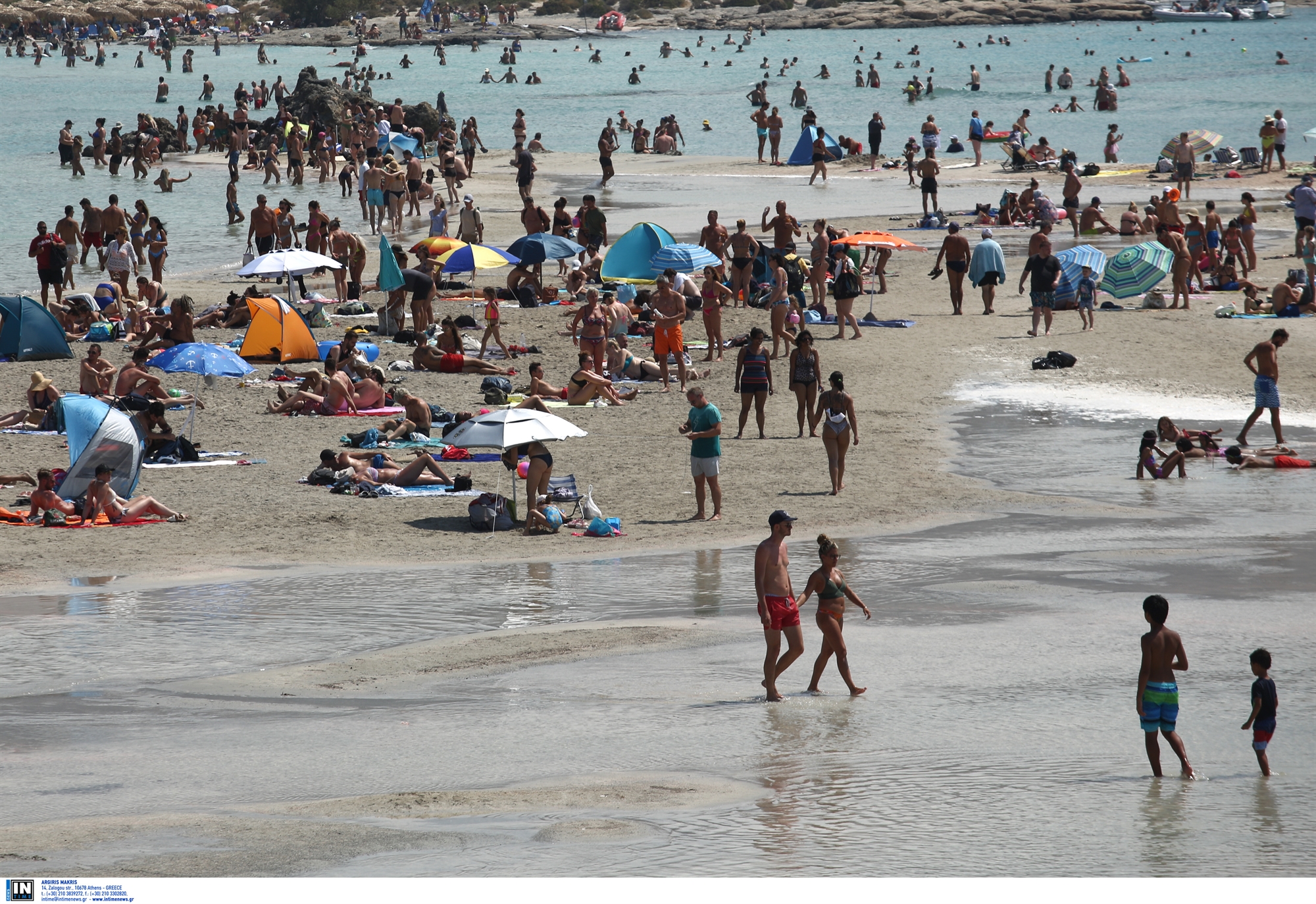 τουριστικά-έσοδα-4-δισ-ευρώ-τον-αύγουστ-562103701