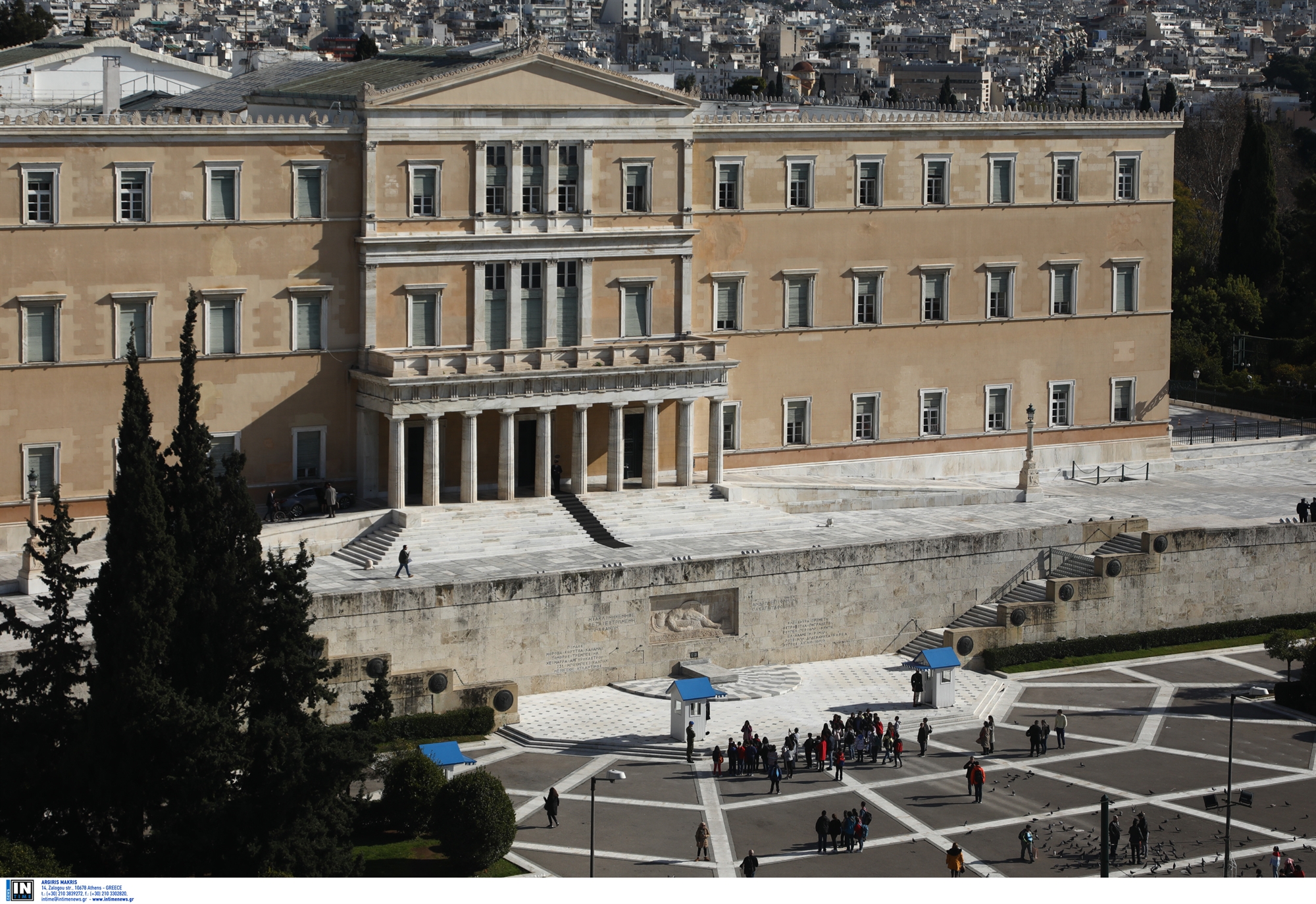 καθυστερήσεις-και-δημοκρατία-562093528