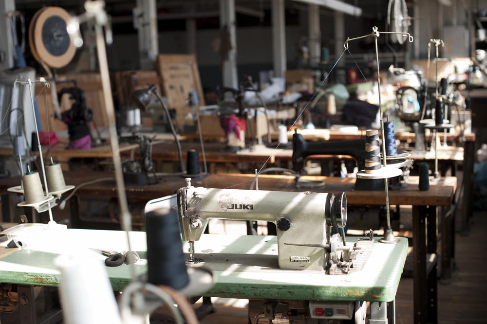 Ρούχα με πράσινο διαβατήριο-1