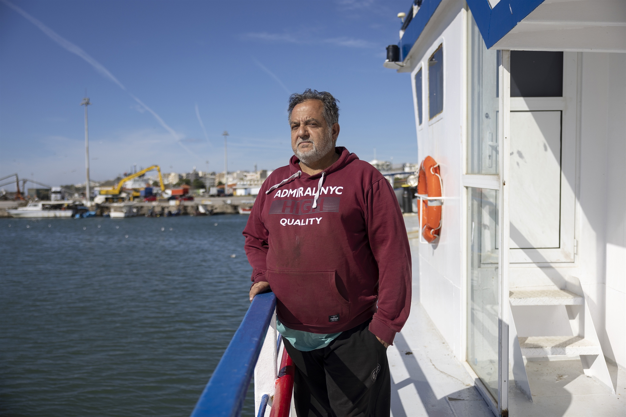 Οι ακρίτες και το ξύπνημα του νυσταλέου λιμανιού-2