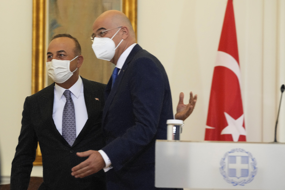 τσαβούσογλου-σε-δένδια-ευχαριστώ-αγα-562094533